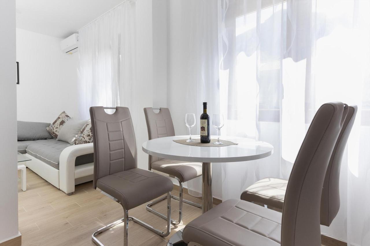 Muo Sea Front Apartments Kotor Dış mekan fotoğraf
