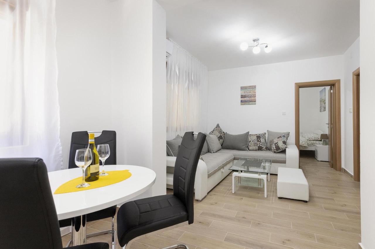 Muo Sea Front Apartments Kotor Dış mekan fotoğraf