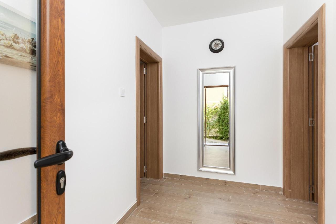 Muo Sea Front Apartments Kotor Dış mekan fotoğraf