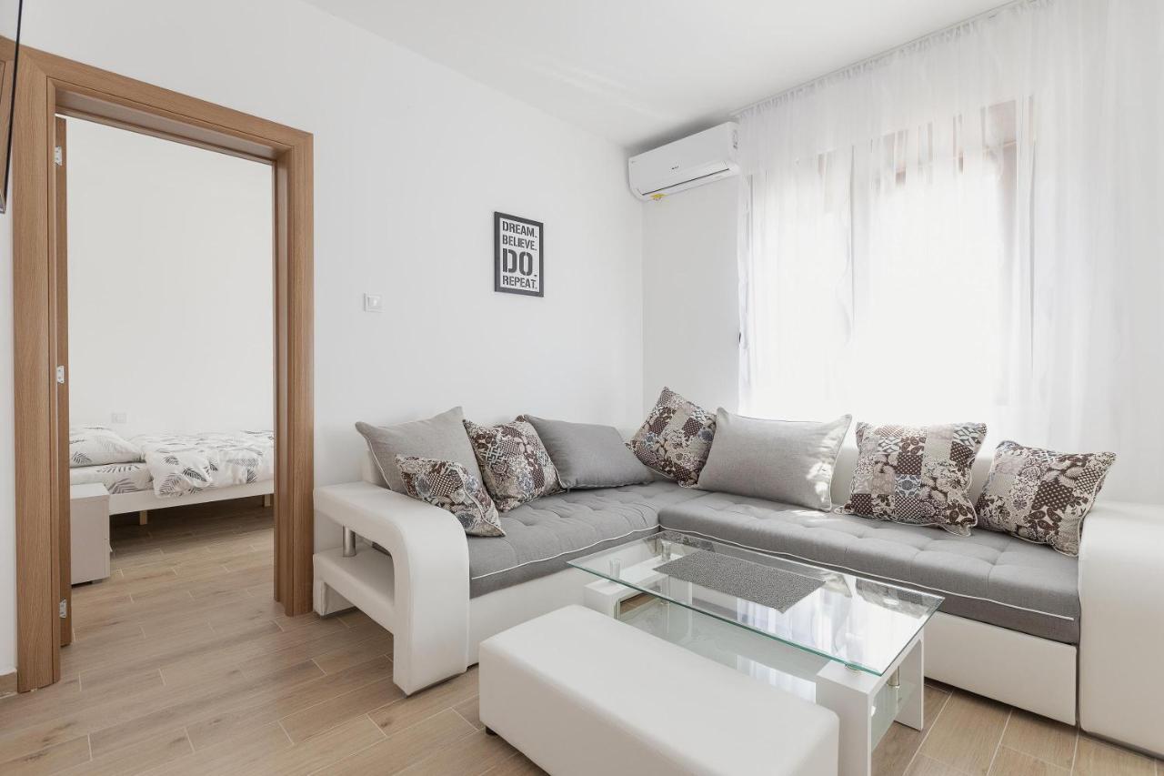 Muo Sea Front Apartments Kotor Dış mekan fotoğraf